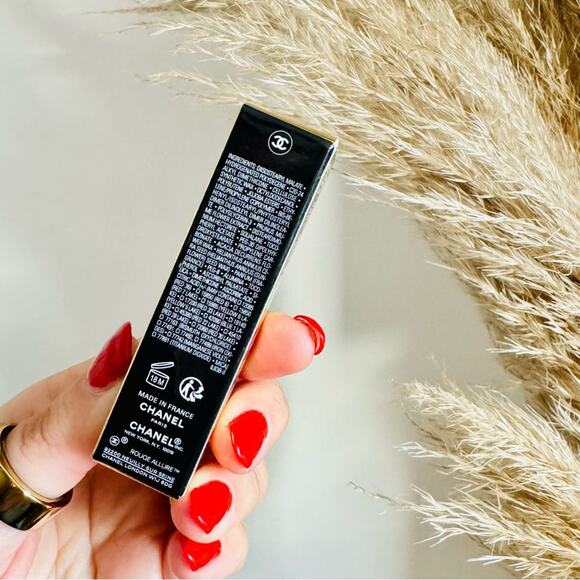NEW CHANEL Rouge Allure L’extrait Lipstick Luxury Red Moisturizing Lip Color - Picture 8 of 16